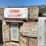 Casa William Порт-Аццурро